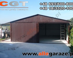Garaż blaszany 6x5 dwuspadowy brązowy RAL 8017 z zadaszeniem brama uchylna 